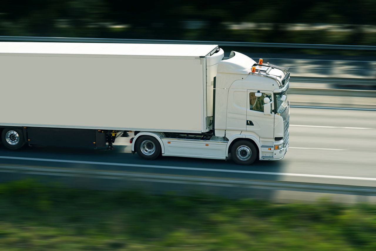 Badanie techniczne samochodu ciężarowego – jak często należy je wykonywać?